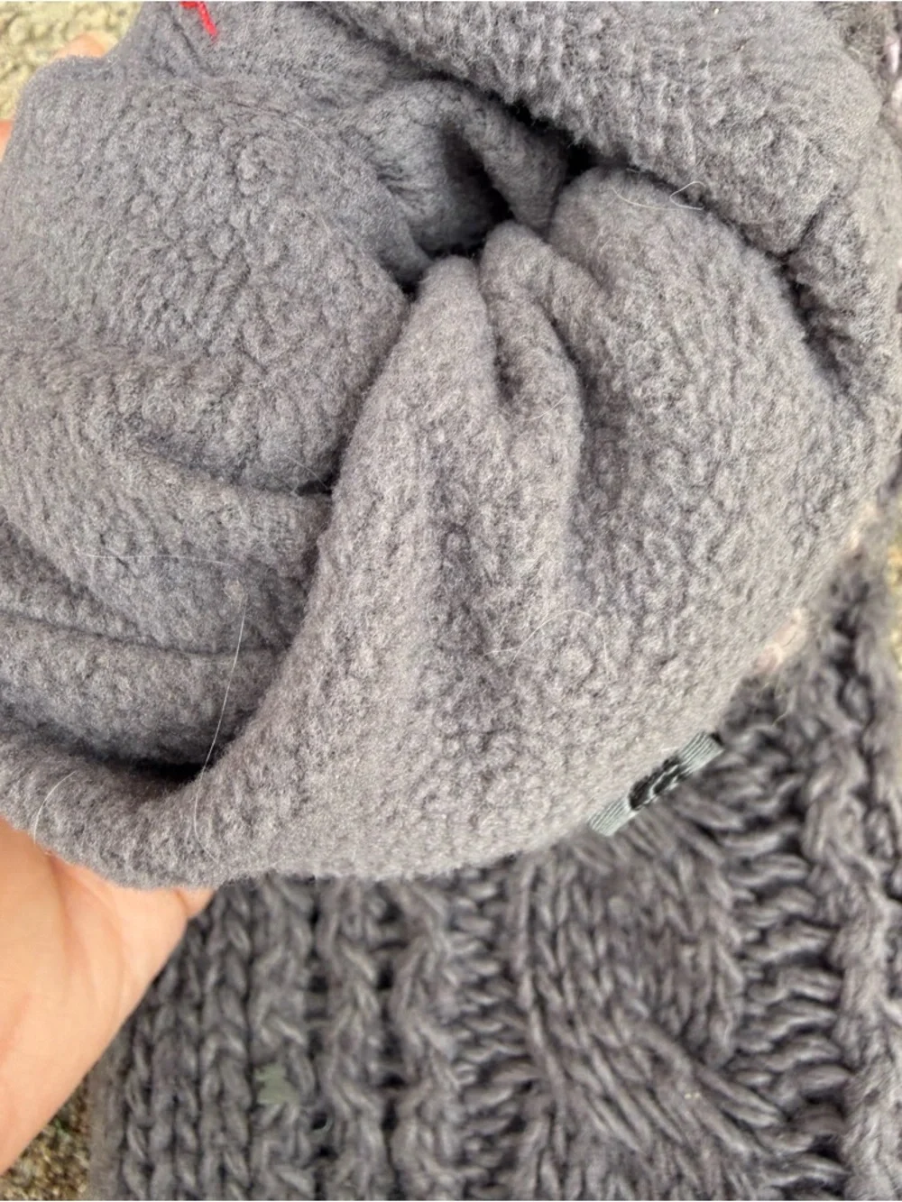 North Face Gray Cable Knit Women’s Mittens Gloves Size Small Medium
